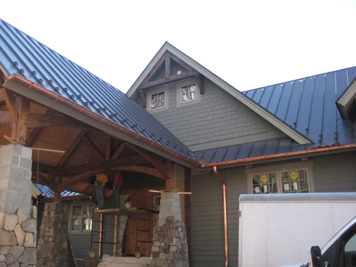 Craftsman Roofing team delivering quality roofing work in East Norwich